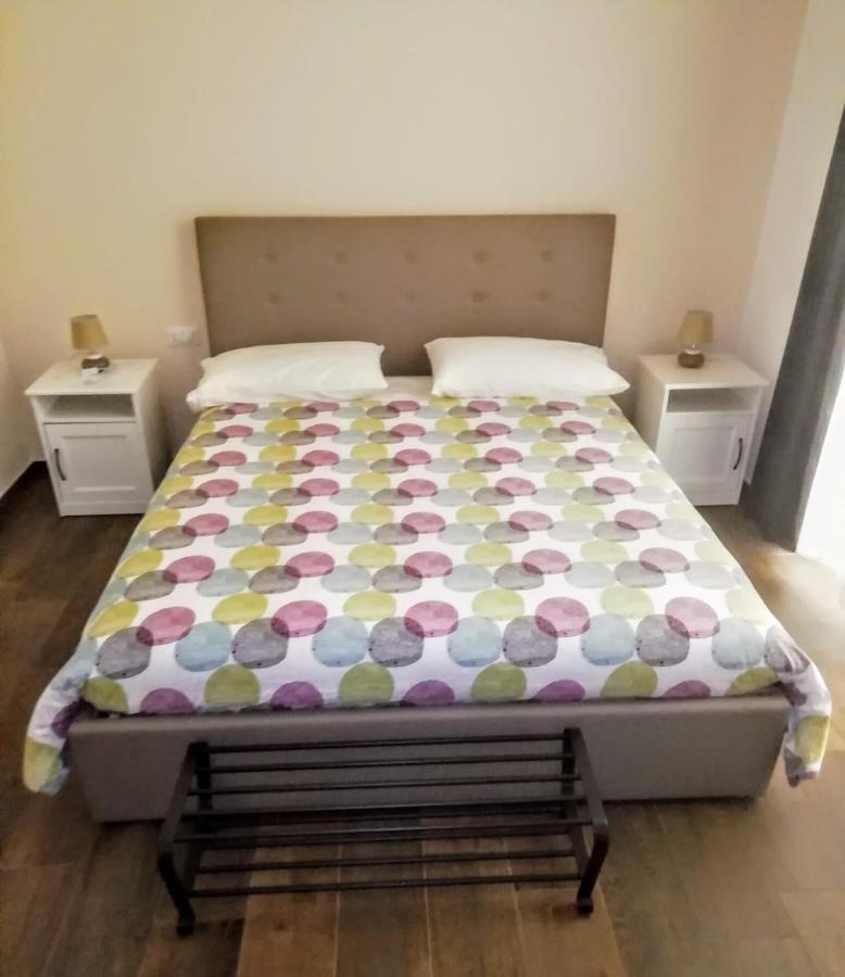 B&B Peter Pan Salerno Dış mekan fotoğraf